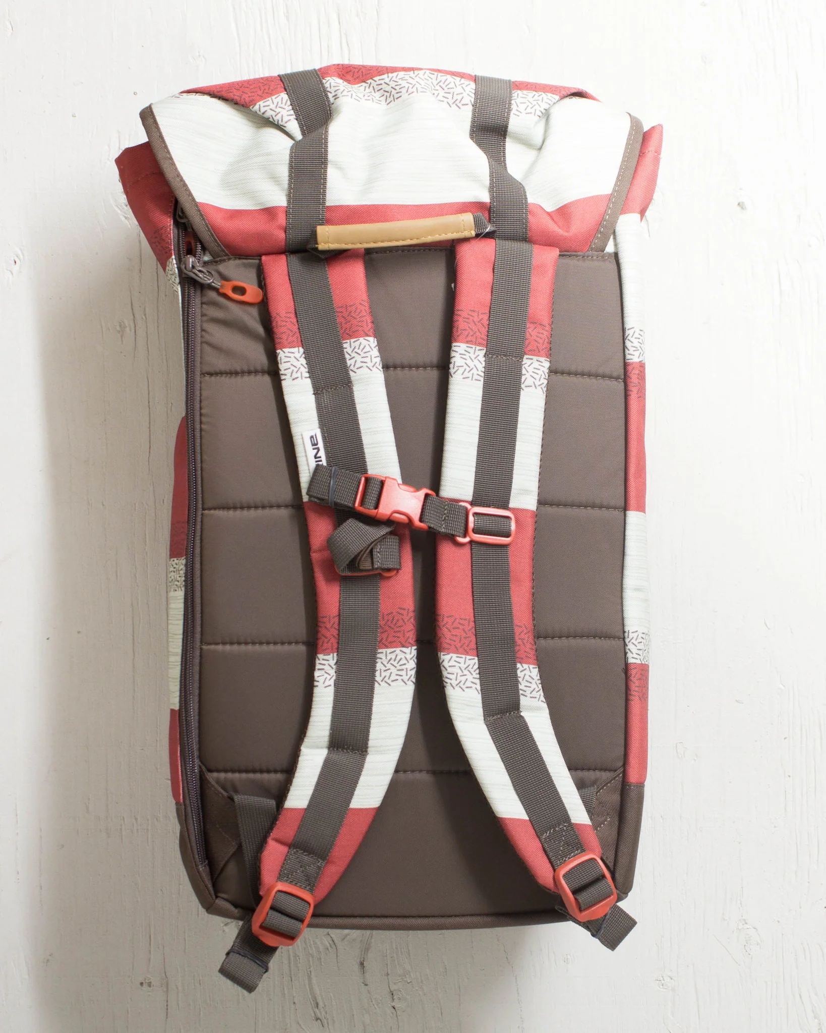 Dakine Sediment Trek 26L Backpack - Image 2