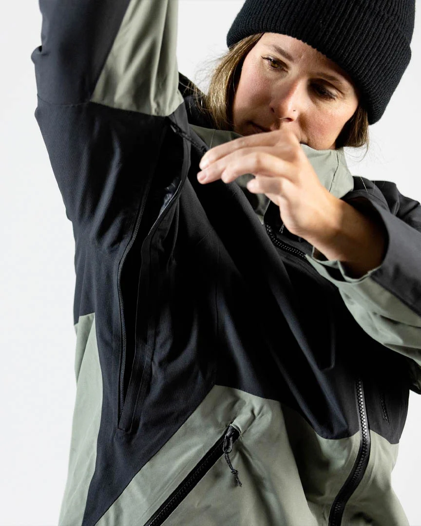 Women's MTN Surf Parka Winter Jacket - Vulcan Red - Image 9