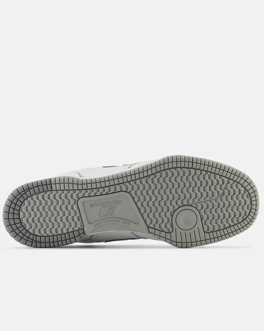 Numeric 600 Tom Knox Shoes - White Grey - Image 5
