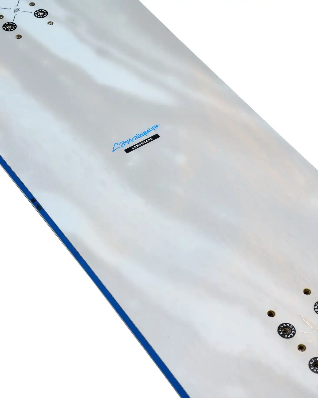 Commonwealth Snowboard 2026 - Image 4