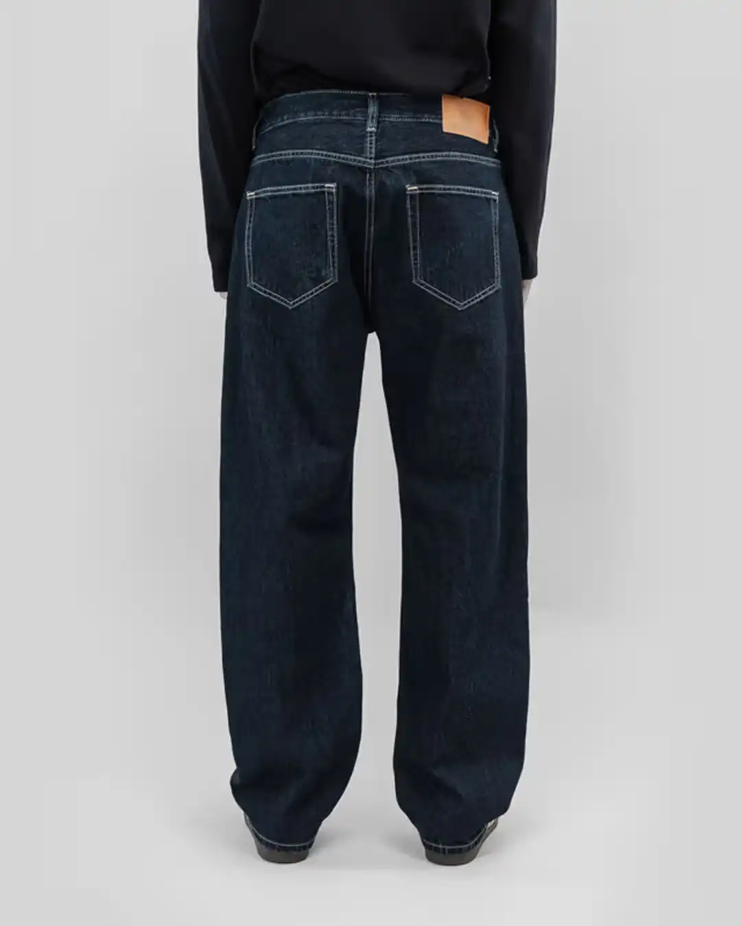 Loose Jeans - Dark Blue - Image 4