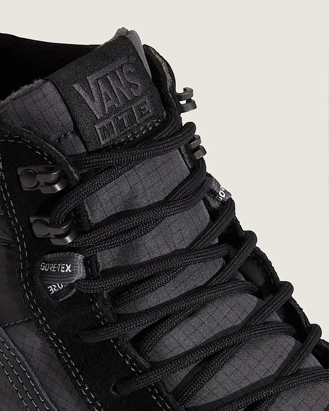 Mte Sk8-Hi Gore-Tex Insulated Shoes - Black/Black - Image 7