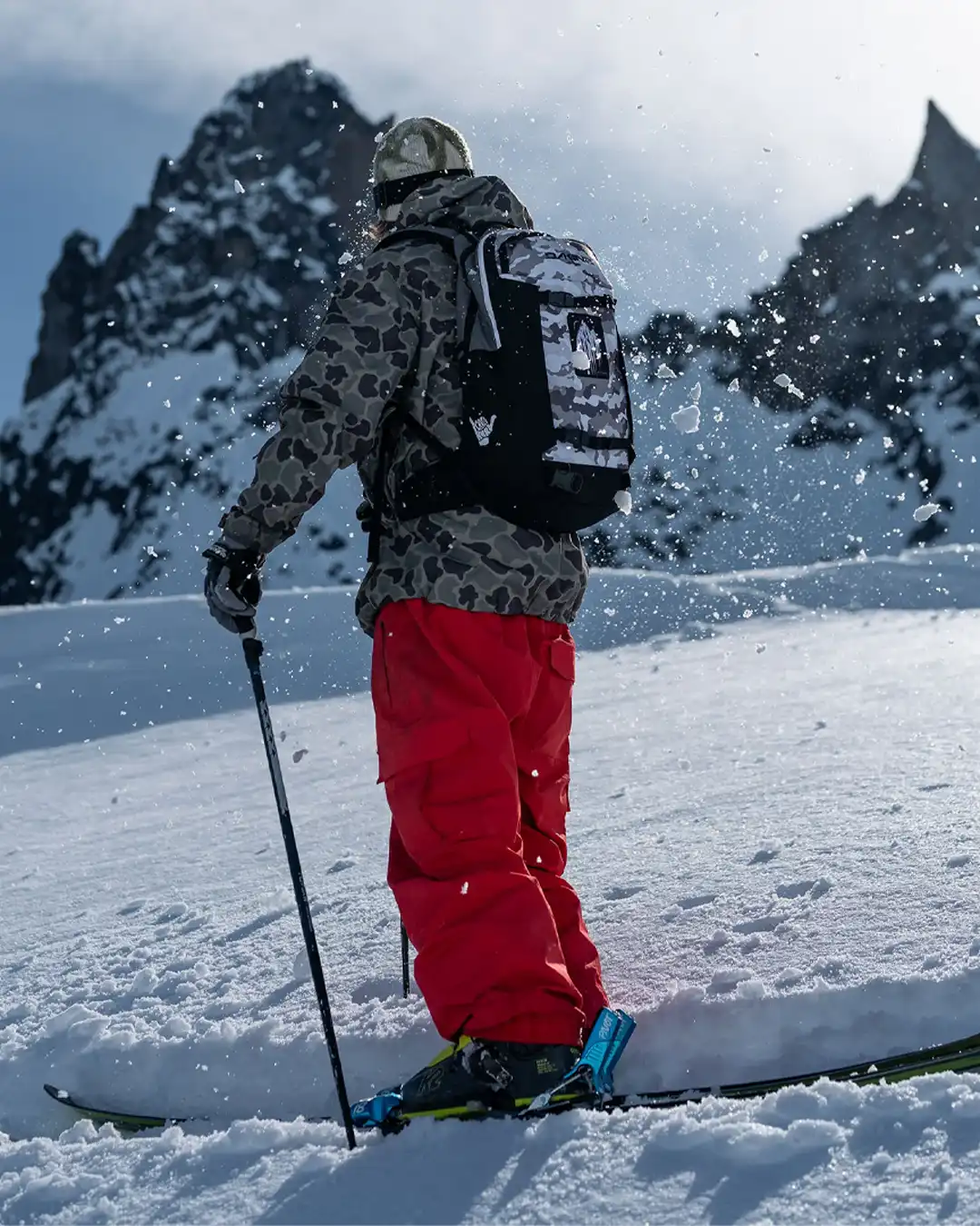 Team Mission Pro 25L Karl Fostvedt Backpack - Image 2