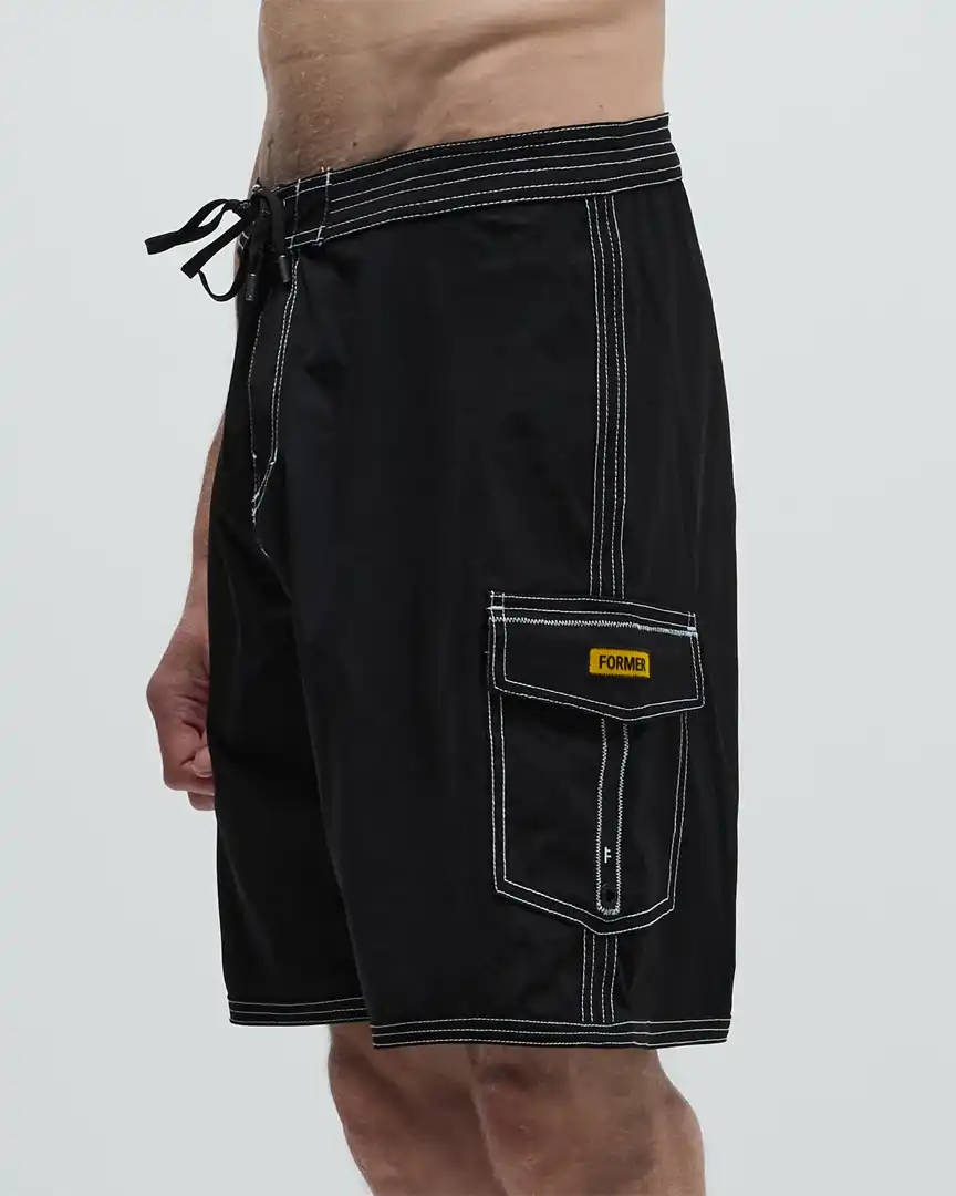 Reynolds 19 Trunk Boardshorts - Black - Image 2