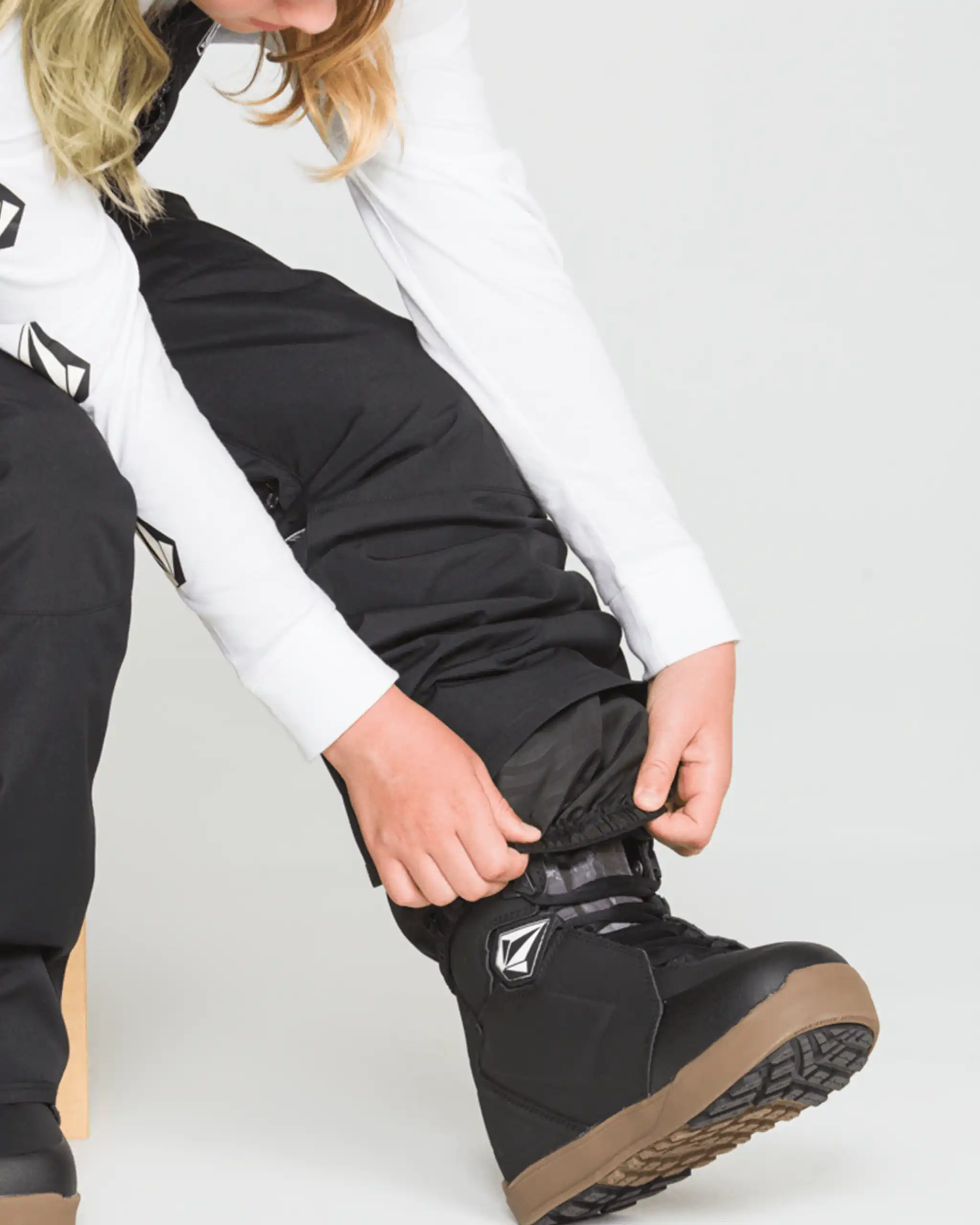 Barkley Insulated Youth Snow Bib - Black - Image 7